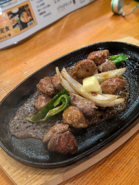 桜鍋 吉し多（よした） - 七日町（郷土料理）の写真