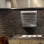 炭焼うなぎ ひつまぶし藤城 - 直焼きです