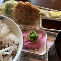 韻松亭 - 