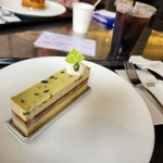 トシ・ヨロイヅカ 東京 - 