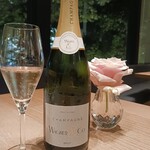 ミクニ マルノウチ - 