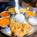 アーンドラ・ダバ - 