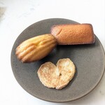 ザ・ラウンジ - 