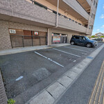 角千本店 きしめん茶屋 - 駐車場は西に50ｍ　1~5だけど4台分