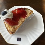 洋菓子店　アンドレディ - イチゴのタルト