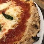 ピッツェリア オステリア カポ - マルゲリータ（レギュラー）：１６５０円