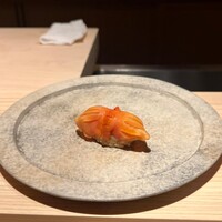 鮨 由う - 