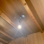 快食酒房馬車屋 - 裸電球の下で眠りたかったんです。