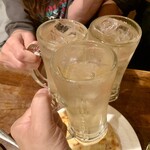 快食酒房馬車屋 - 角濃いめx3。定常状態。