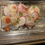 ポチロン - 鮮魚のカルパッチョ。タイ、クエ、ホタテ。