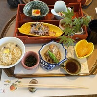 名駅なだ万茶寮 - 