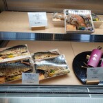 Kin Kume Haneda Eapotogadenten - Salmon x 4, Mackerel x 2, Mackerel Sushi x 2 – JPY 13,500
