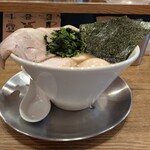 なま醤油とんこつ フルスイング - 