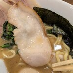 なま醤油とんこつ フルスイング - 