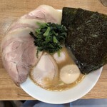 なま醤油とんこつ フルスイング - 