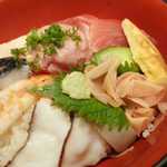 Hananomai - ランチ　海鮮丼セット  　７５０円（税別）撮影日　2014/10/24　