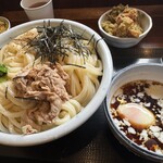 丸亀製麺 - 旨辛豚つけ汁うどん　3玉
