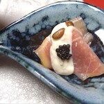 道後舘 - イチジク生ハム松の実チーズ白掛け