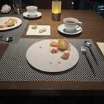 Prime42 steakhouse & sky bar - 