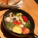 谷町バルRegale - ハモと野菜のアヒージョ