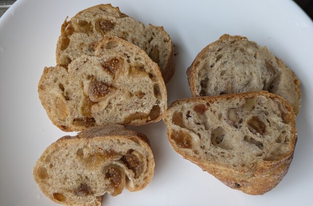 いとう屋 藤沢町の手作りパン店 &ndash; 地元で愛される美味しさ