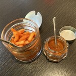 インド料理 スーリヤ - こういうアイテムが配膳されるのはかなり嬉しい