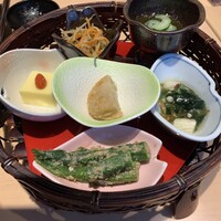 日本料理 うなぎ 松前 - 小鉢がたくさん