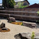 あなご飯 津田 - お庭