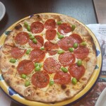 肉と石釜ピザのイタリアン Pizzacozou - 季節限定サラミと枝豆のクリームソースピザ