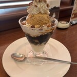 ロイヤルホスト - コーヒーゼリーサンデー