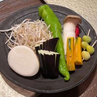 神戸 鉄板ステーキ いわさき - 見た目で美味しそうなお野菜たち