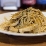 ピッツェリア トラットリア ダ オカピート - ブータン産の松茸　国産のに香りが似ているそう