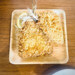 伊豆高原ビール 伊東マリンタウン店 - アジフライ。1個からでもオーダー可