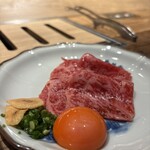 和牛料理 一石三鳥 - サーロインユッケ