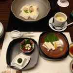 梅の花 太宰府別荘 自然庵 - 梅の花懐石　湯豆腐の一部