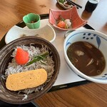 宇部72カントリークラブ万年池東コース レストラン - 料理写真:しらす明太丼