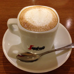 トラットリア ダ コヴィーノ - カプチーノ