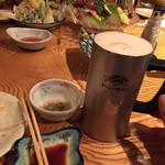 居酒屋 漁場 - 刺身盛り合わせ、天ぷら盛り合わせ、ビールなど