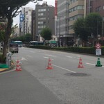 覆麺 智 - 世界陸上マラソンで交通規制