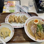 餃子の王将 南大沢店 - 
