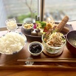 キッチン 鳶色 - 