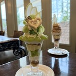 レニエ・グランメゾン - 天使のマスカットパフェ