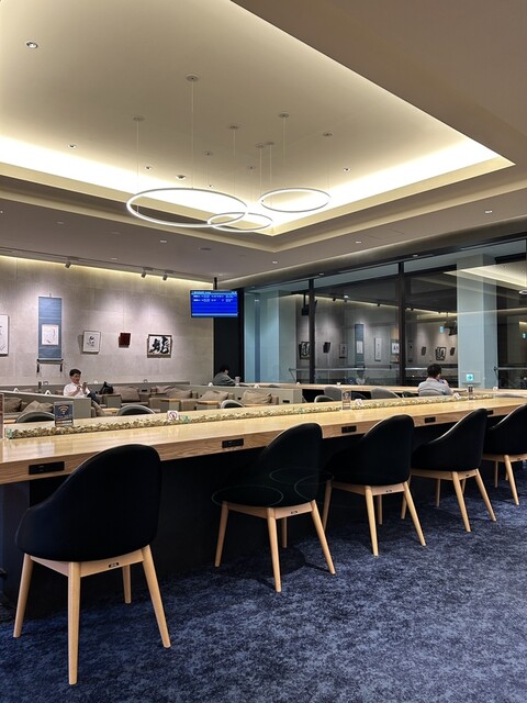 LOUNGE ROYALSKY photo 4