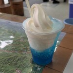 伽羅苑 食事処 - ドリンク写真:滝のブルーソーダフロート(¥500)