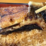 炭焼うなぎ 加茂 - ご飯とタレの相性もとても良い