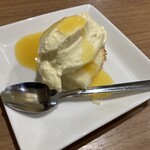 CHINESE DINING 瑞 - 芒果汁蛋糕