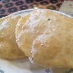 インド料理 パリワル - 嬉しい揚げパン付き