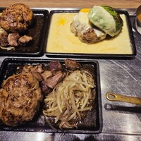鉄板和食とワイン 萬鉄 - ステーキとハンバーグ合い盛りランチ2名とクワトロフロマージュチーズのハンバーグアボガドトッピング2名