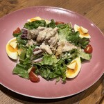 CRAFT BEER KOYOEN - グリルチキンの旨辛シーザーサラダ