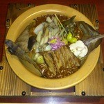 魚酔庭 - 茸と和牛の彩り朴葉焼き